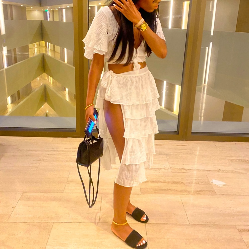 White vacation outfit